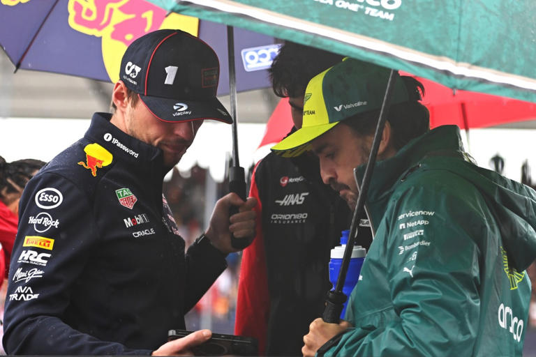 F1: Empresários de Verstappen barraram ida de Alonso e de Leclerc para ...