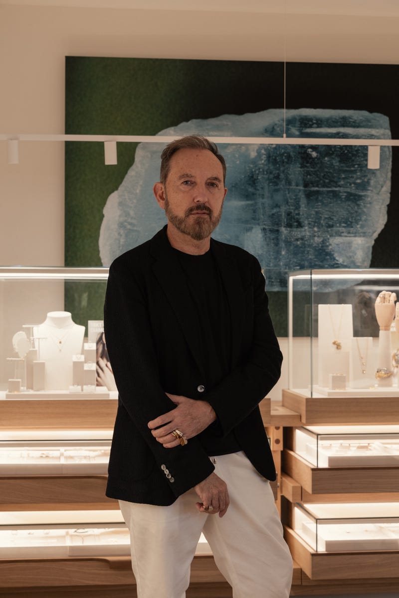 Así es la nueva tienda de TOUS en Alicante: una galería de joyas ...