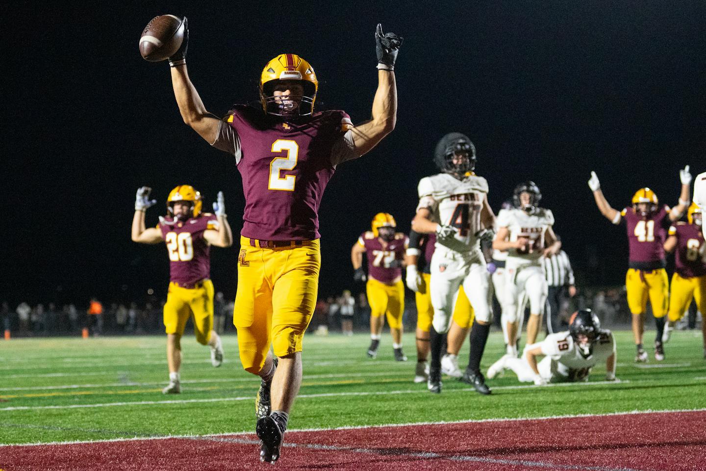 Forest Lake running back Mack Jurkovich navigates recruiting ...