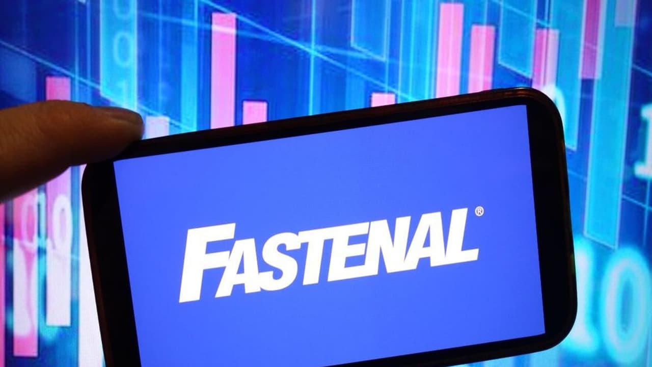 Fastenal’s Q3 revenue, EPS top estimates – what investors need to know ...