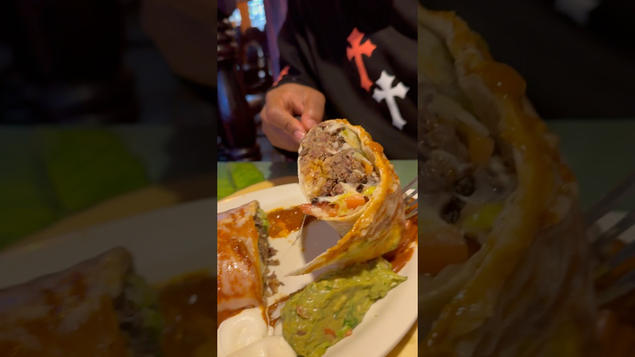 Trying a 50 year old Mexican restaurant in LA (La Barca)