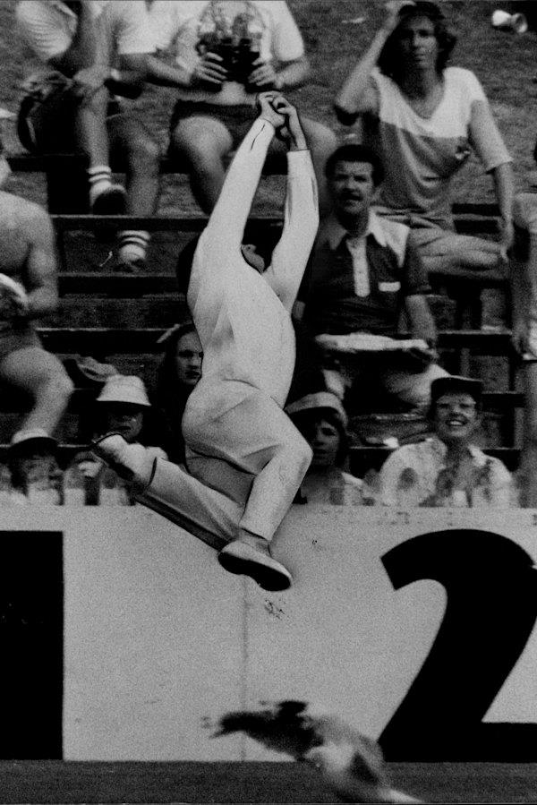 Better than Dyson: Steve Waugh’s son takes flight in astonishing catch