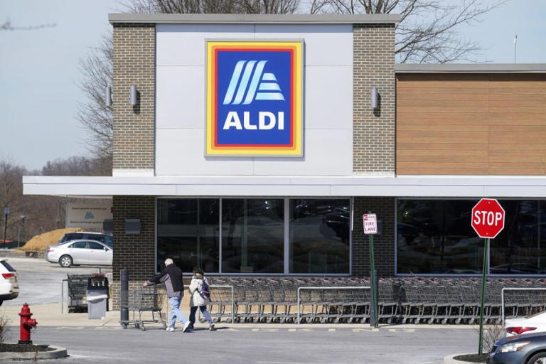 Aldi unveils Thanksgiving deal designed to feed 10 for less than $39