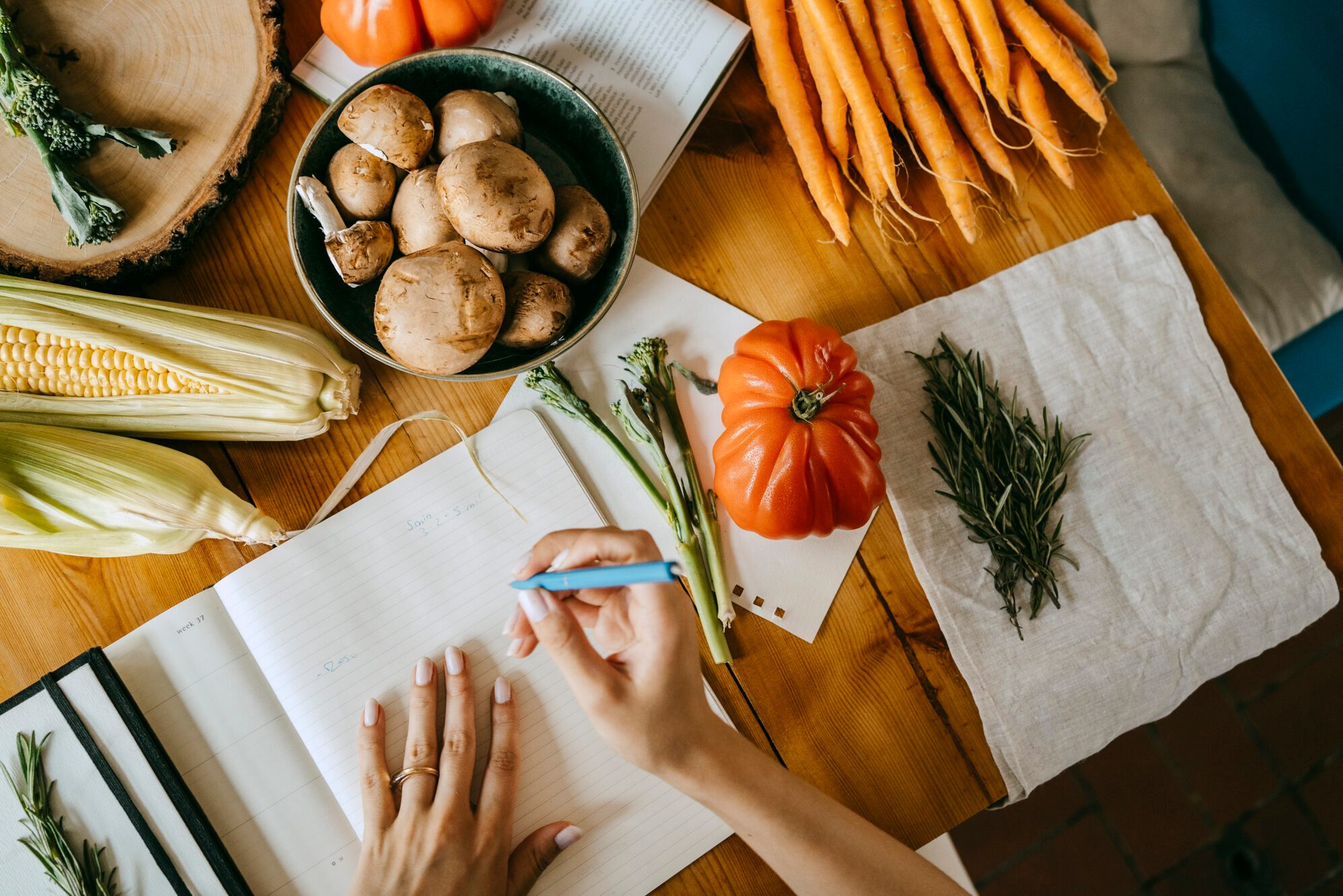 12 tried-and-true tips for hosting during the holidays