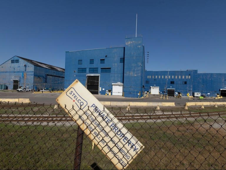 Tories push steel plan as deadline passes for Stelco layoffs