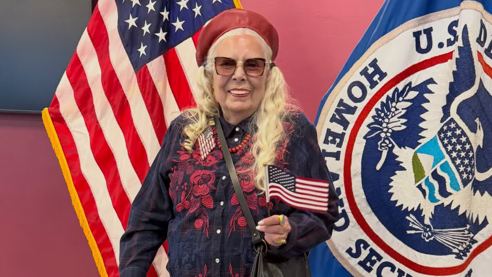 In case you missed it: Joni Mitchell becomes US citizen