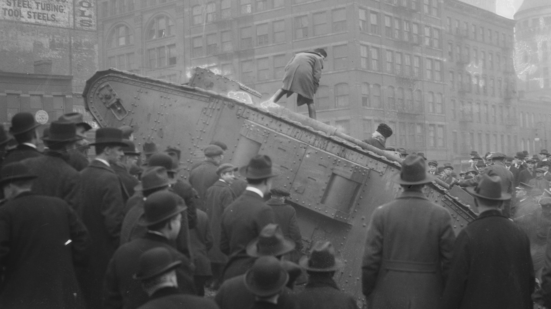20 historical events that were witnessed by many but we still don't ...