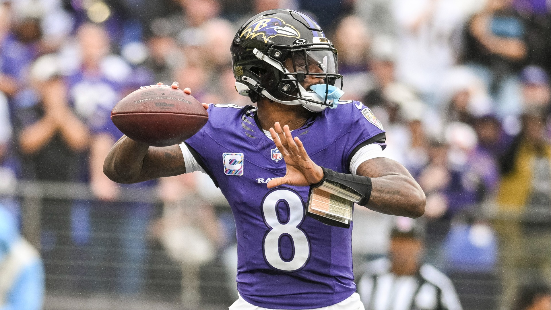 Lamar Jackson's status shapes Browns-Ravens betting line