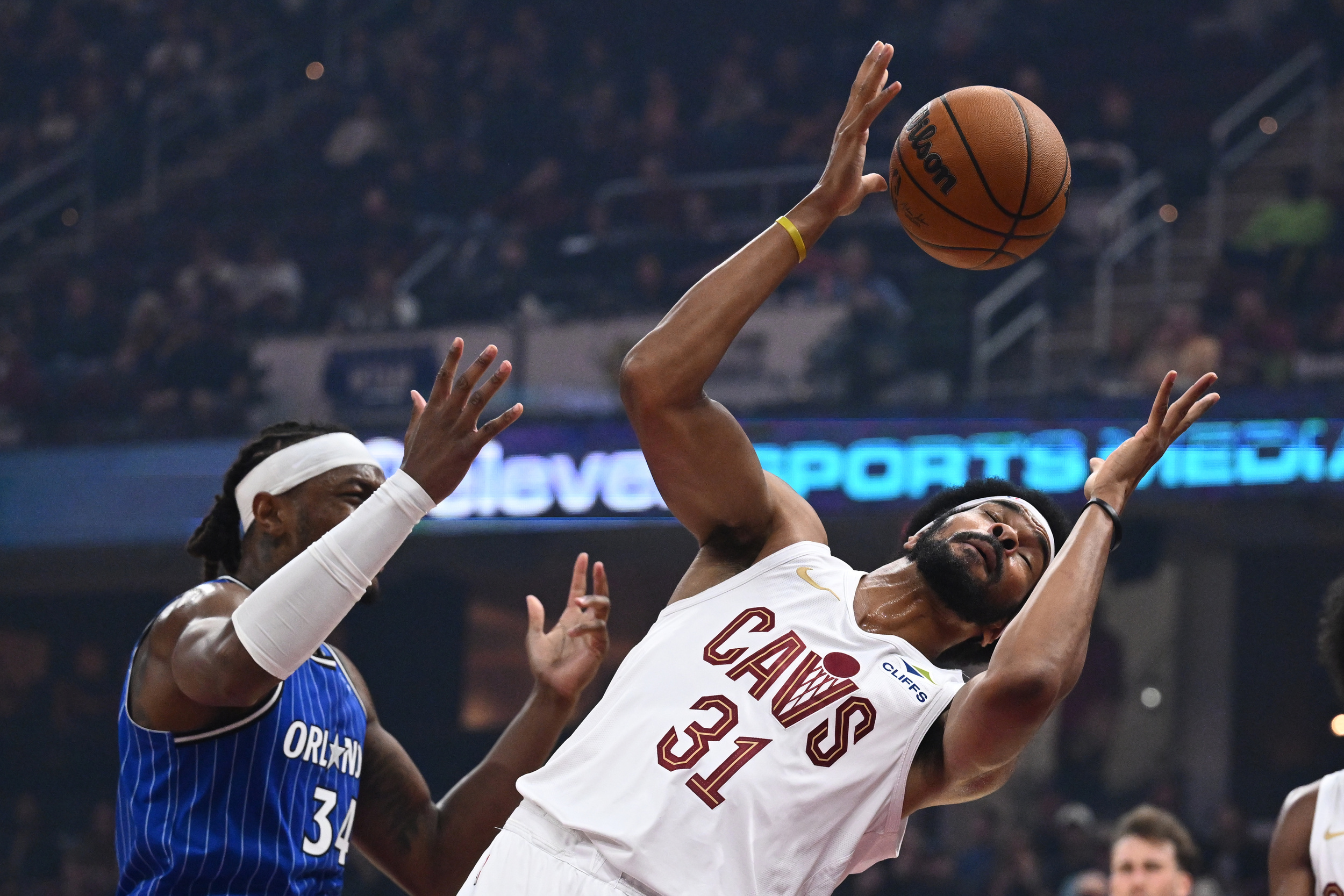 Jarrett Allen hears the trade rumors. The Cavs still have plenty of ...