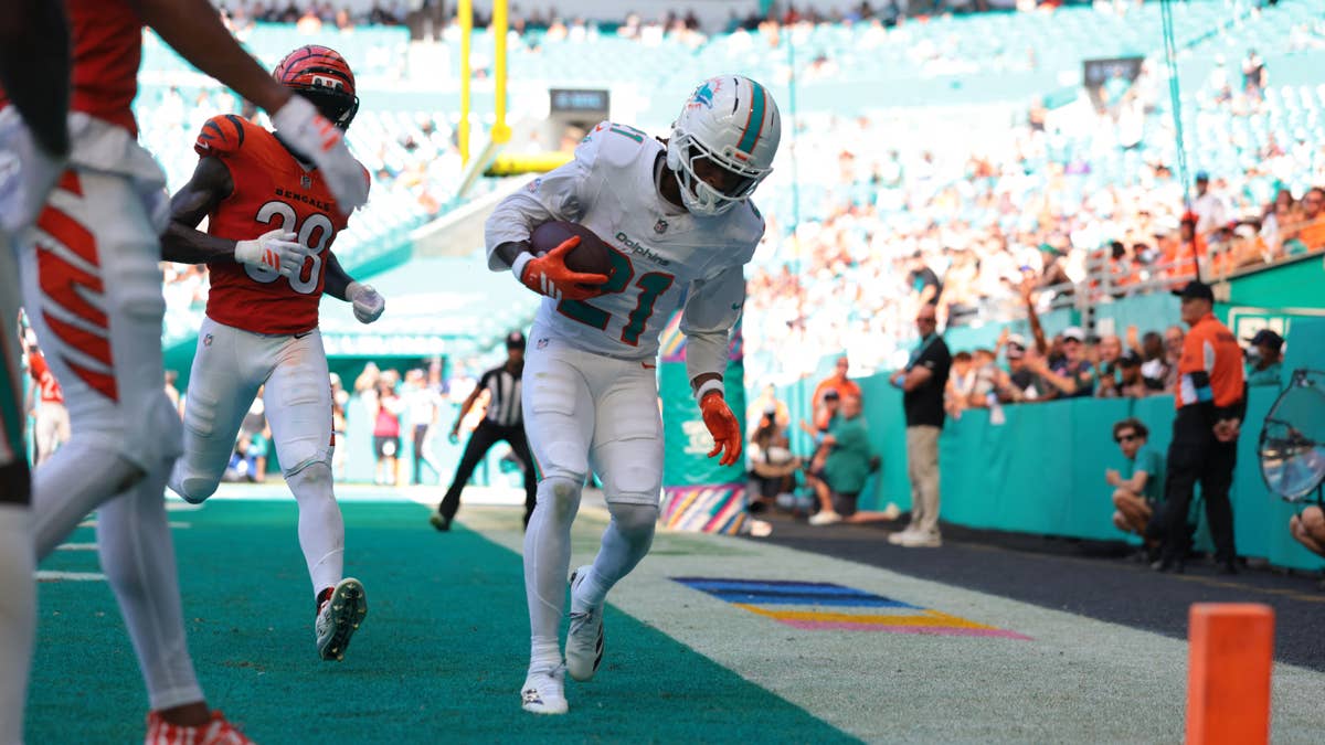 Miami Dolphins are finding two very different answers at wide receiver