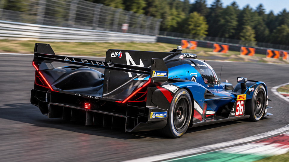 Alpine A424 unleashes its turbo V6 at full speed around Monza