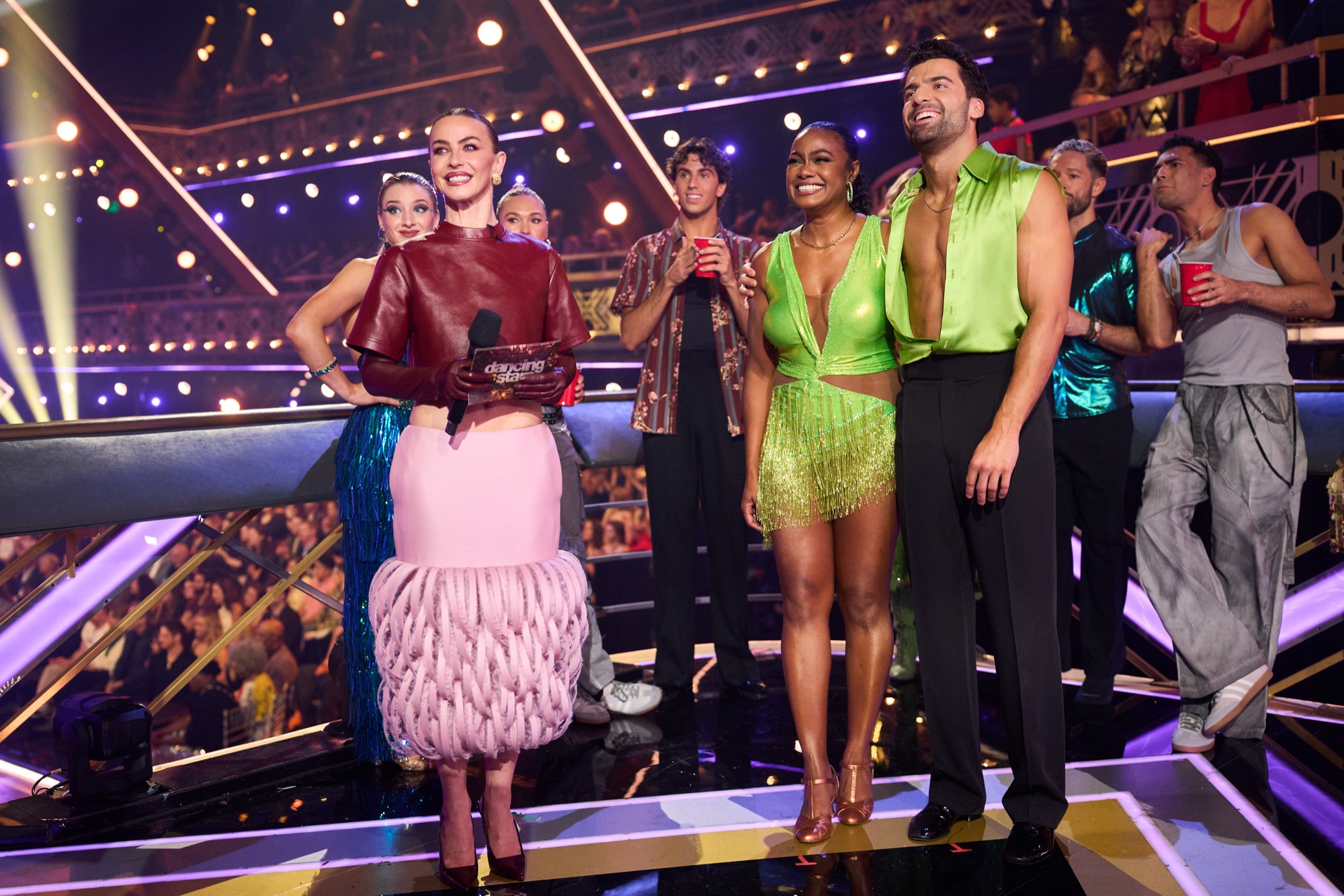 DWTS pro Jan Ravnik pokes fun at Julianne Hough's awkward comment