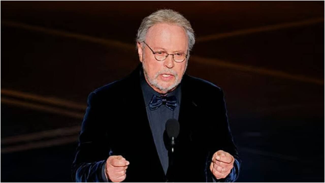 Billy Crystal finds hope after losing his home in LA fires