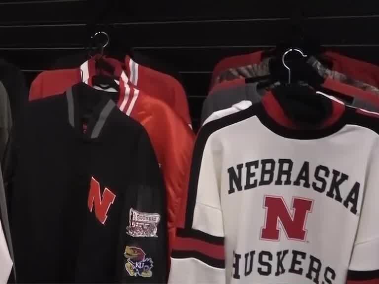 Counterfeit Huskers gear costs Nebraska athletics $1 million a year in ...