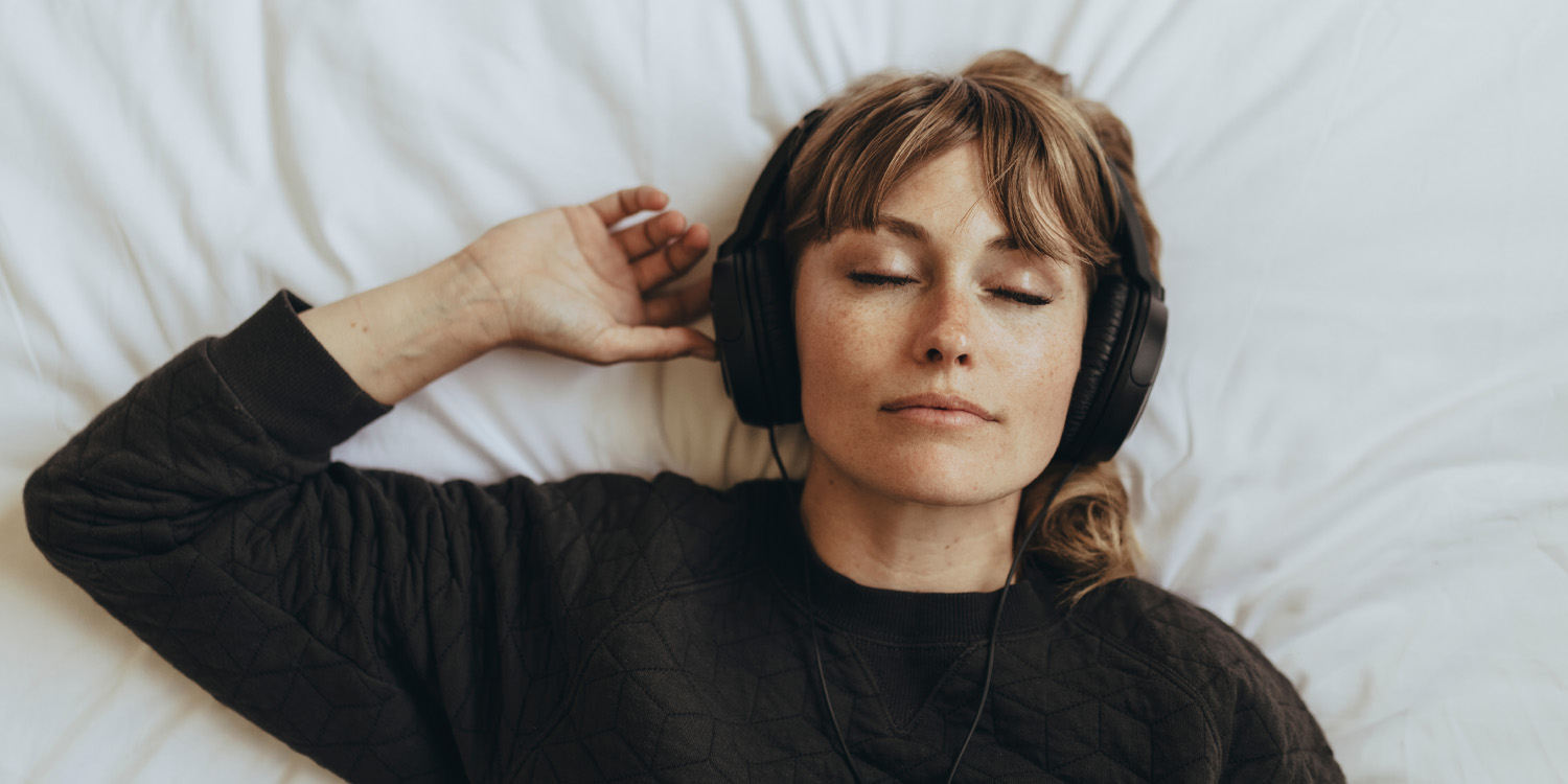Listening to digital jazz might help people manage stress and regulate ...