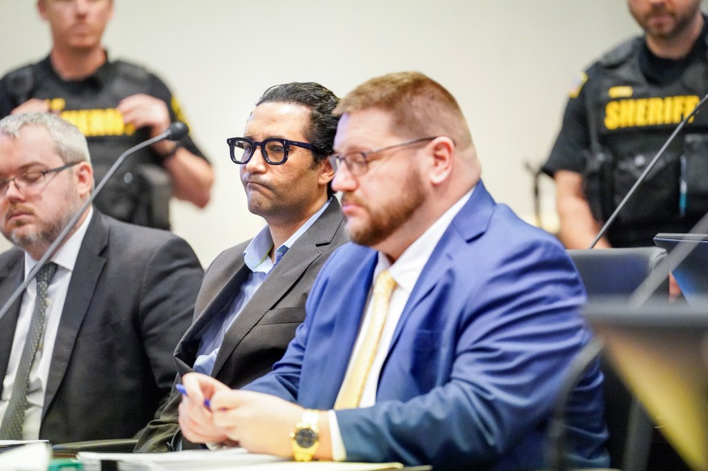 Sniveling killer dad coldly says just three words at sentencing for ...