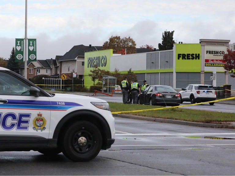 Sixty-year-old man killed after being struck by vehicle in Barrhaven