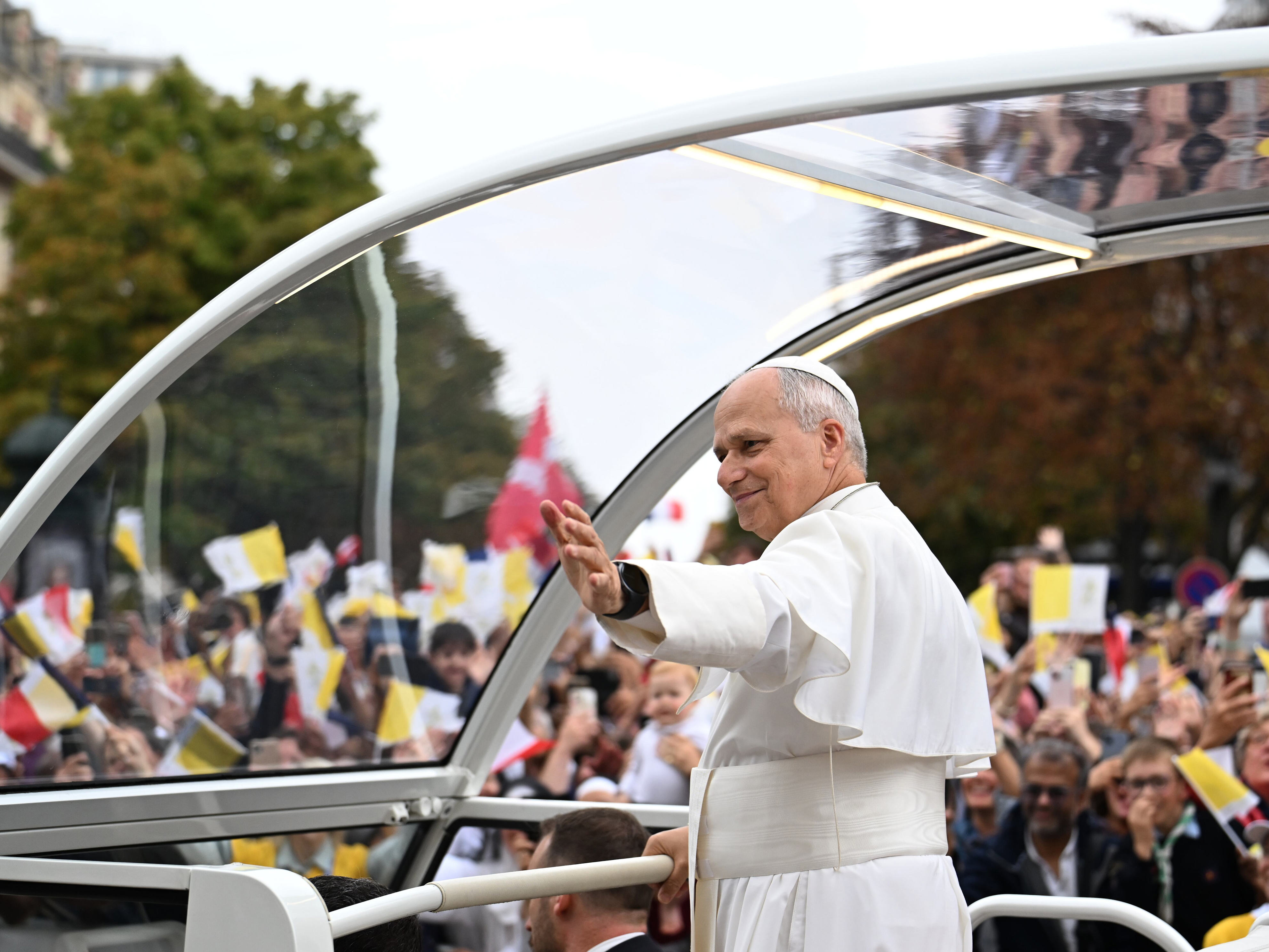 'He should live a normal life': Local surgeon on pope’s lung cancer ...