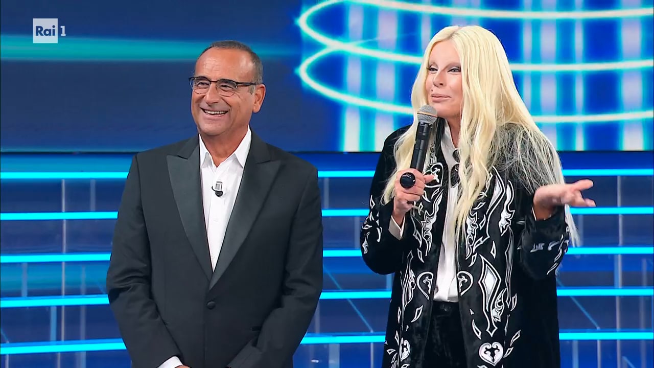 Il giudizio sull'esibizione di Paola Perego - Pazza idea - Tale e Quale ...
