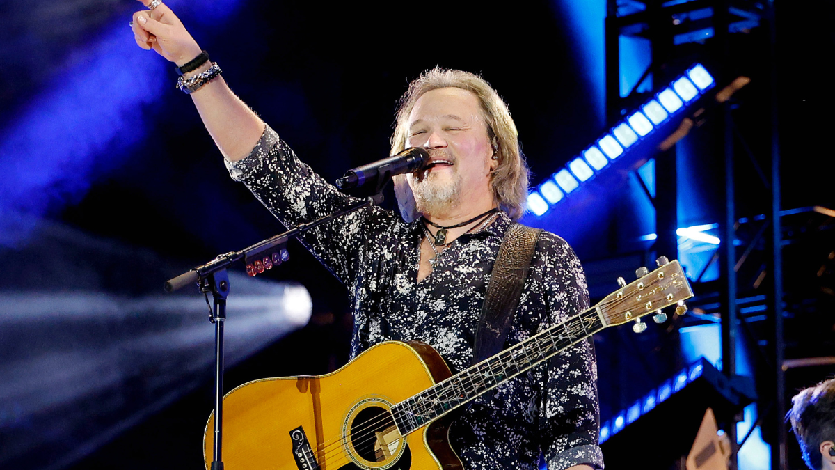Watch: Travis Tritt shares health update after weeks of battling pneumonia