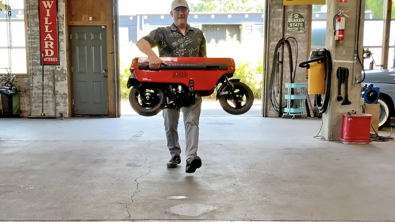 1981 Honda Motocompo and its unique folding design