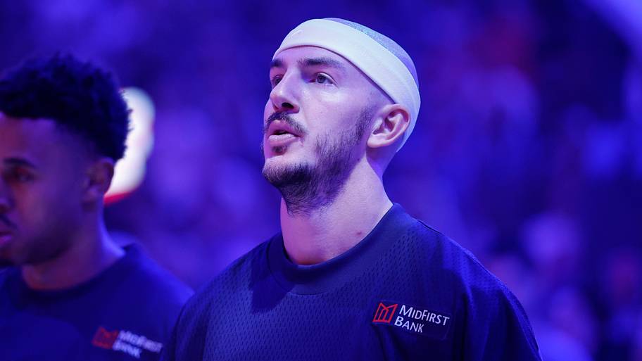 Are Alex Caruso's preseason starts a sign for regular season?