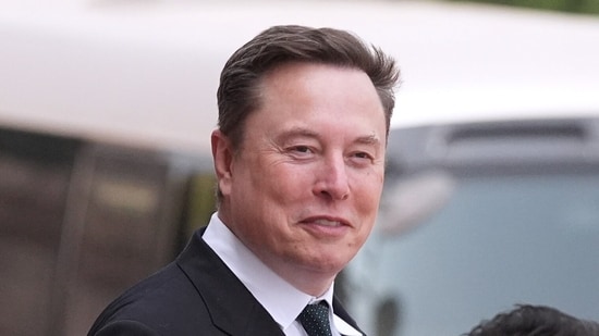 Musk says Trump in charge after Ukraine blames SpaceX's Starshield for ...