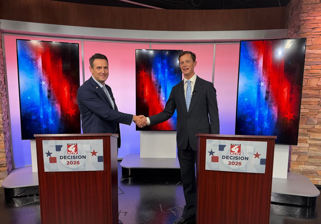 Watch: Iowa gubernatorial debate hosted by KTIV
