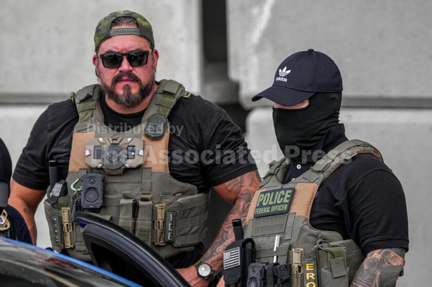 ICE rejects suggestion that its officers wear body cameras that ...