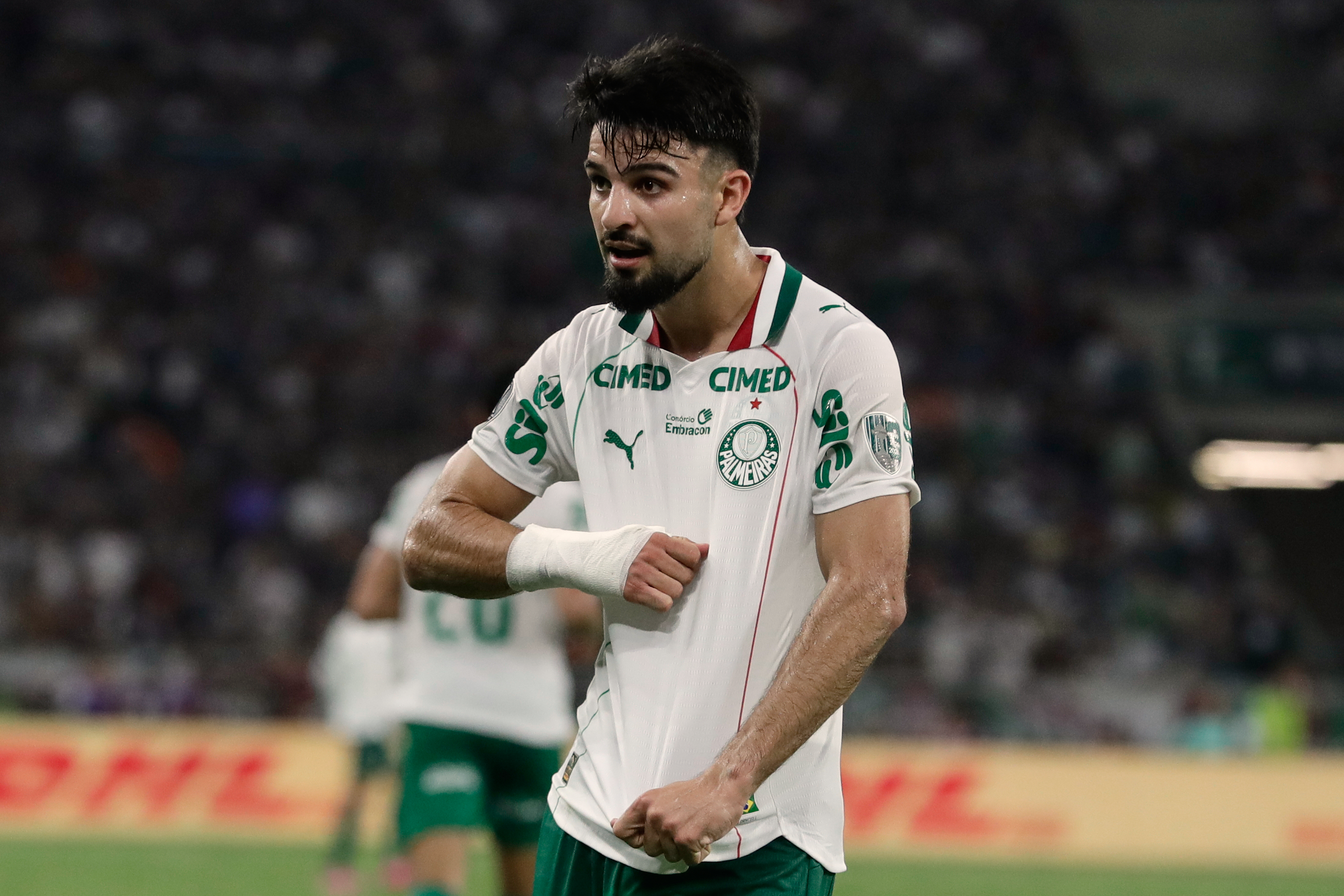 Flaco Lopez, de Palmeiras, festeja su tanto ante Fluminense en la ida de las semifinales de la Copa Libertadores, el miércoles 14 de octubre de 2026 en el estadio Maracaná de Río de Janeiro (AP Foto/Bruna Prado)