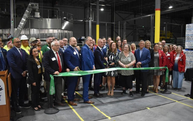 Mountain Valley Spring Water opens new manufacturing facility in Hot ...