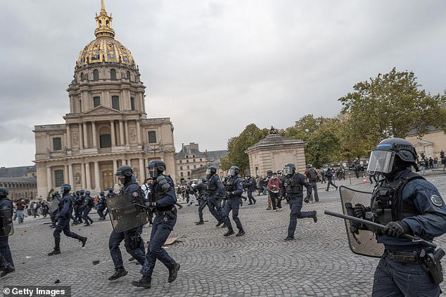 NFL refuses to back down from first France game despite calls for game ...