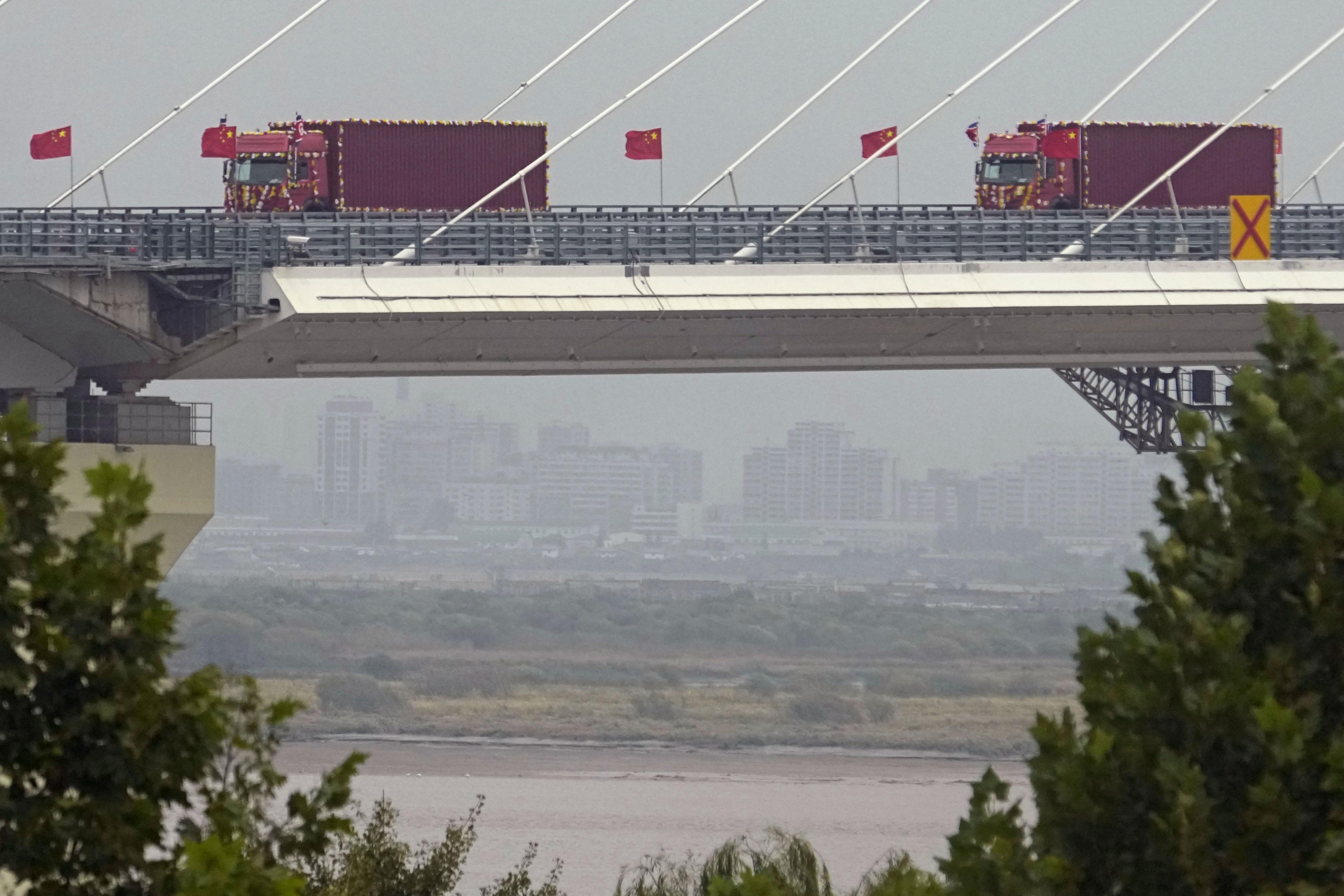 China, N Korea hold ceremony to open new bridge 12 yrs after completion