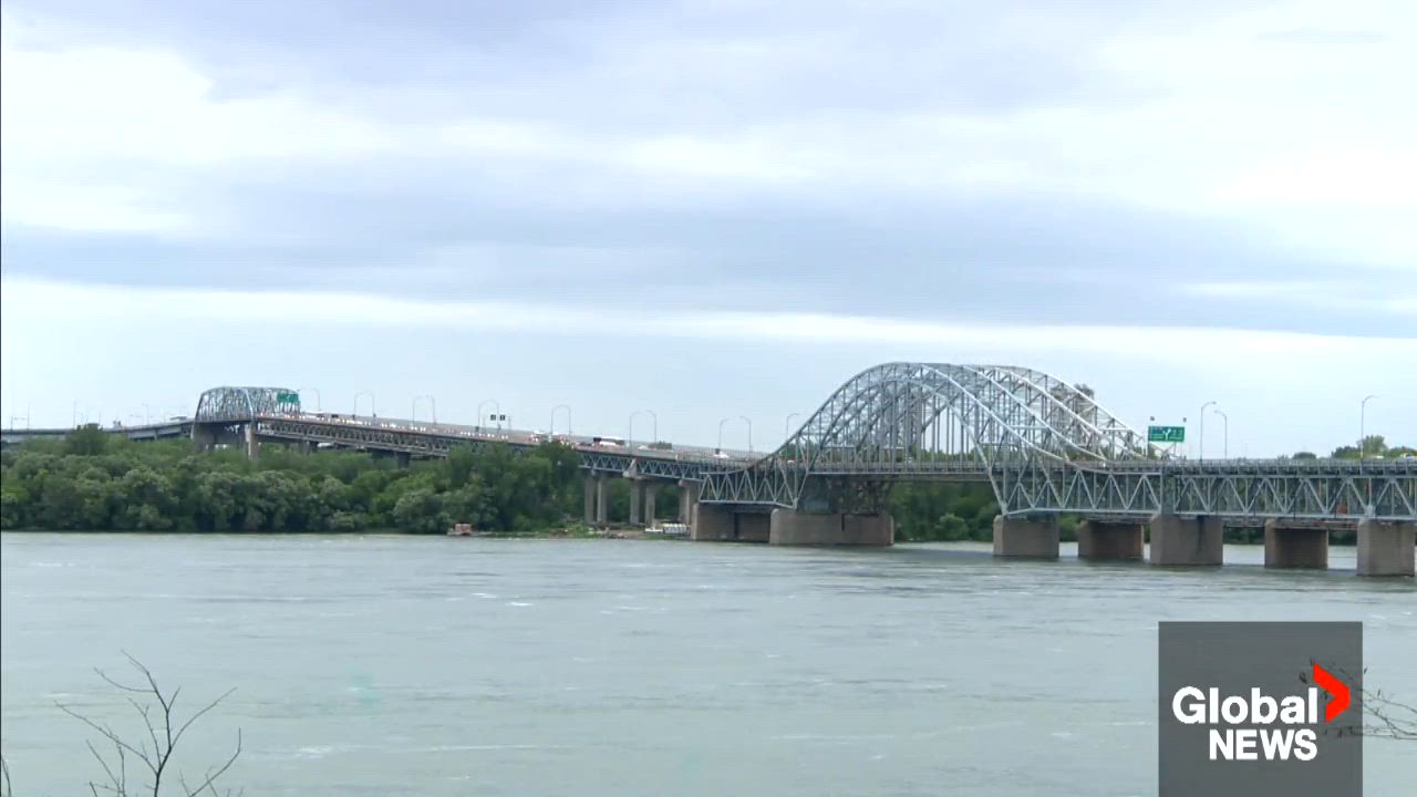 Mercier bridge closes due to structural concerns