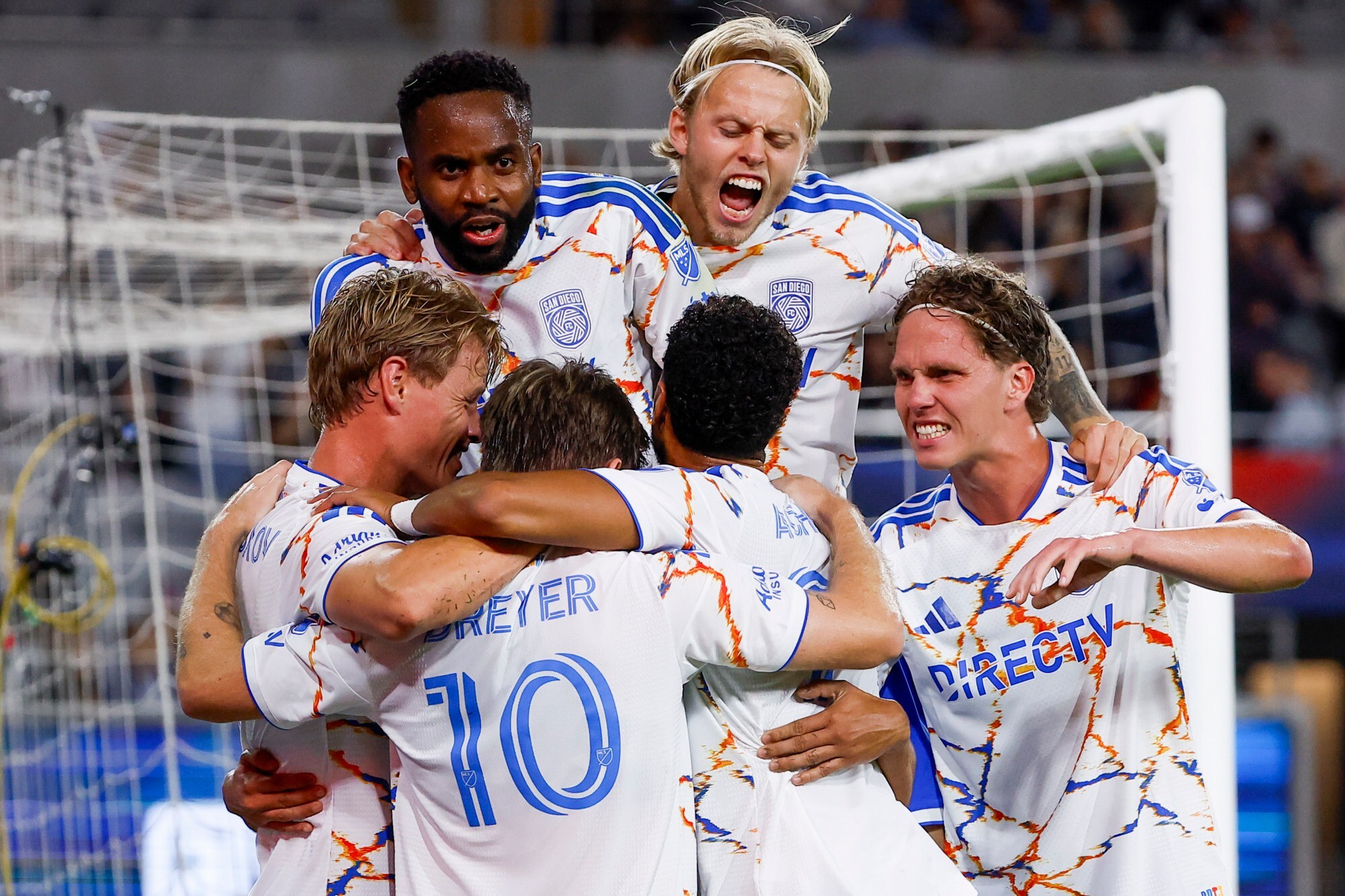 San Diego FC rallies to salvage draw with Houston, but playoff hopes ...