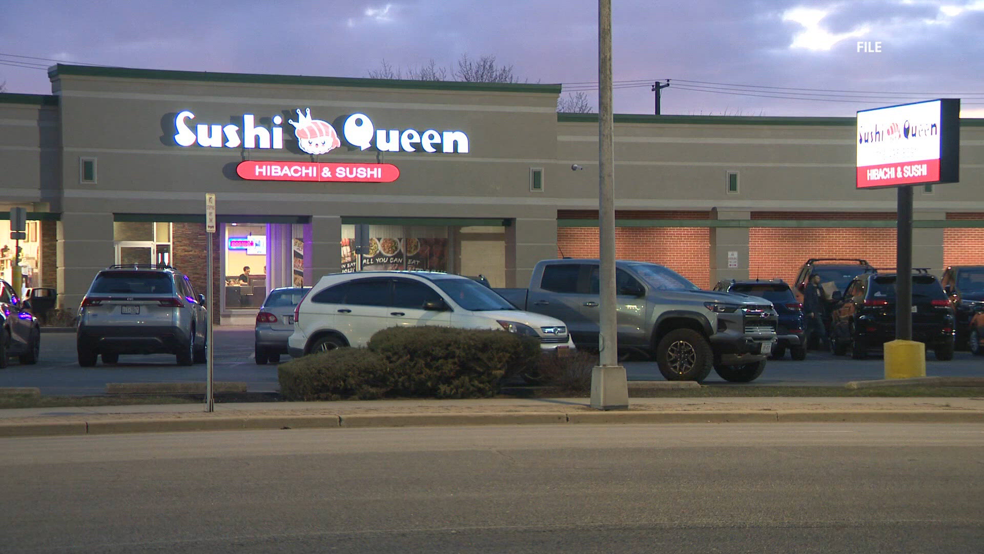 Restaurant owner admits to smuggling migrants