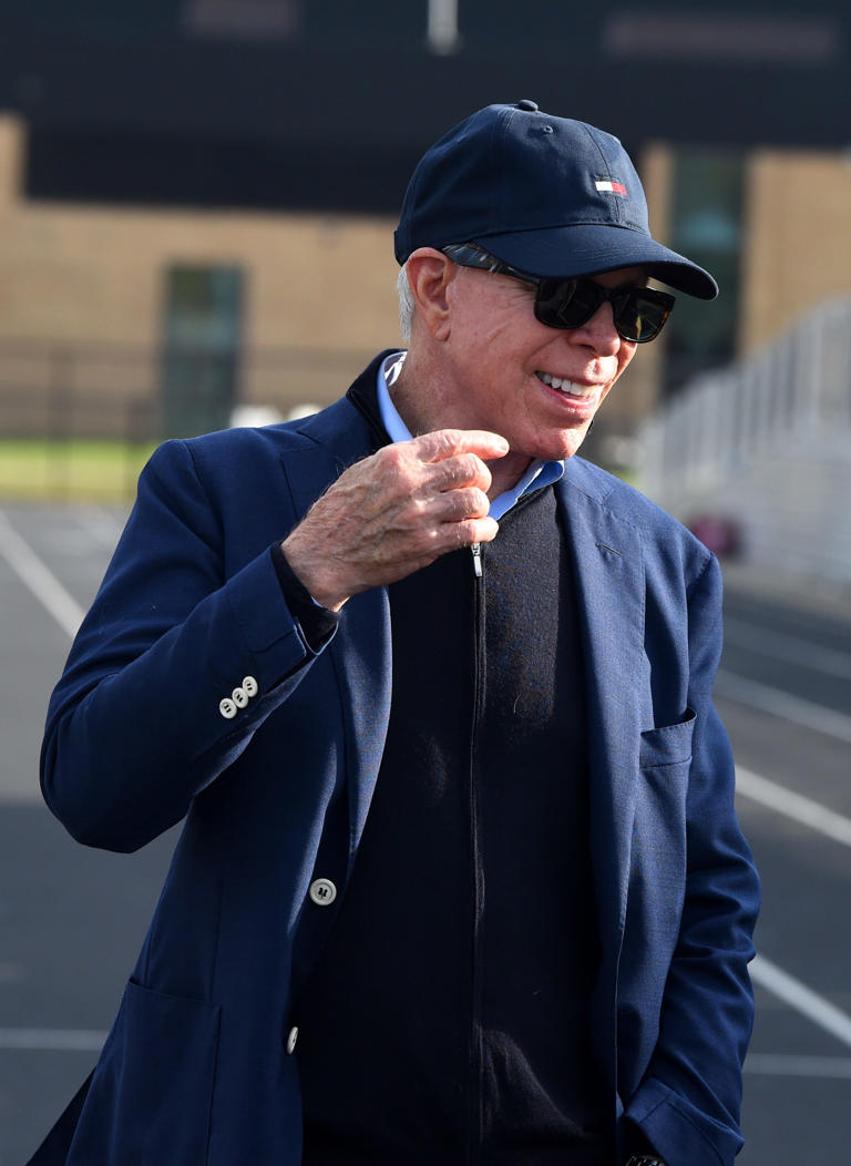 Fashion icon Tommy Hilfiger pays visit to Elmira High boys soccer team