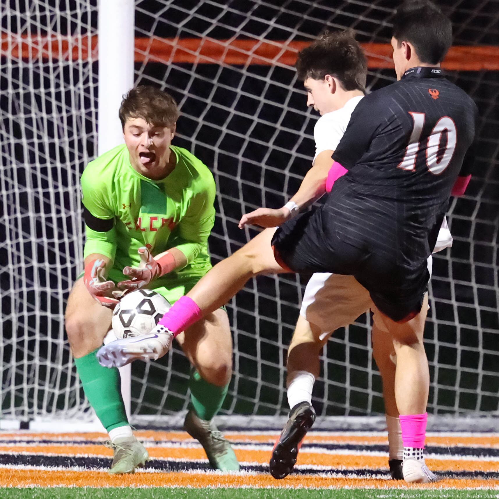 Bitter taste in mouth fuels Phoenix boys soccer to avenge early loss to ...