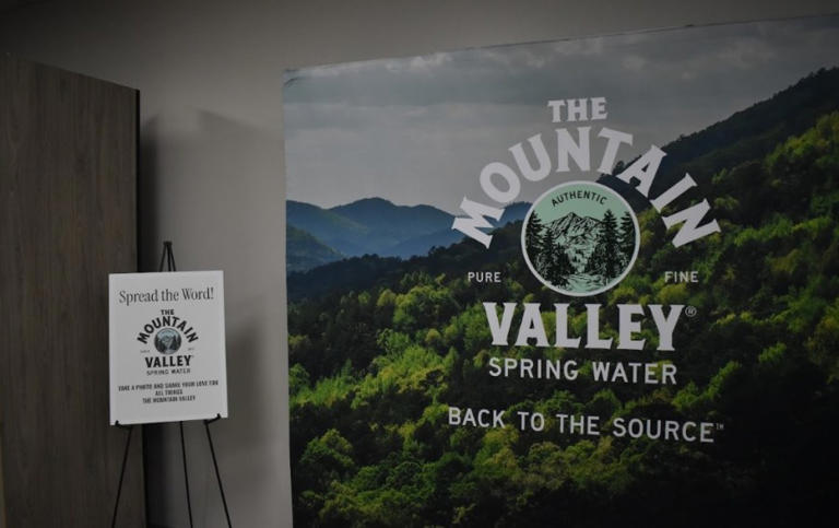 Mountain Valley Spring Water opens new manufacturing facility in Hot ...