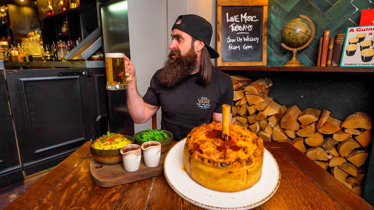 You get free beers for the night if you can conquer this giant £85 pie ...