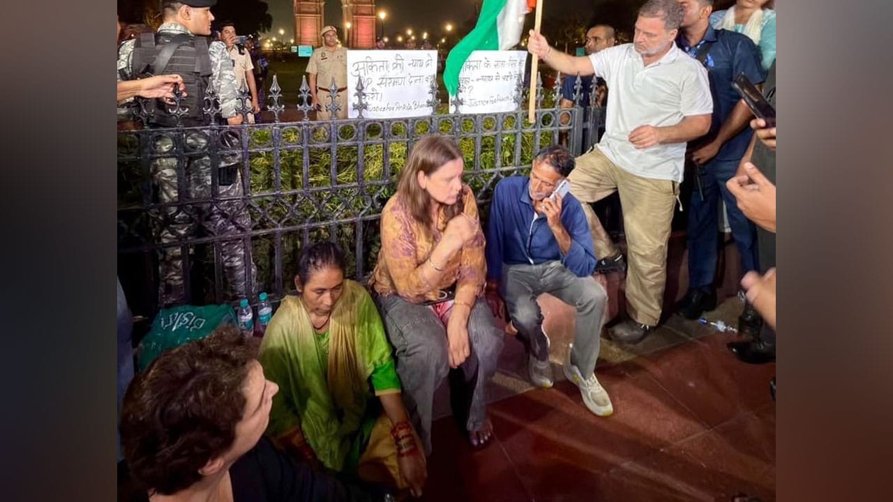 Uttarakhand murder victim's parents, Congress leaders detained amid ...