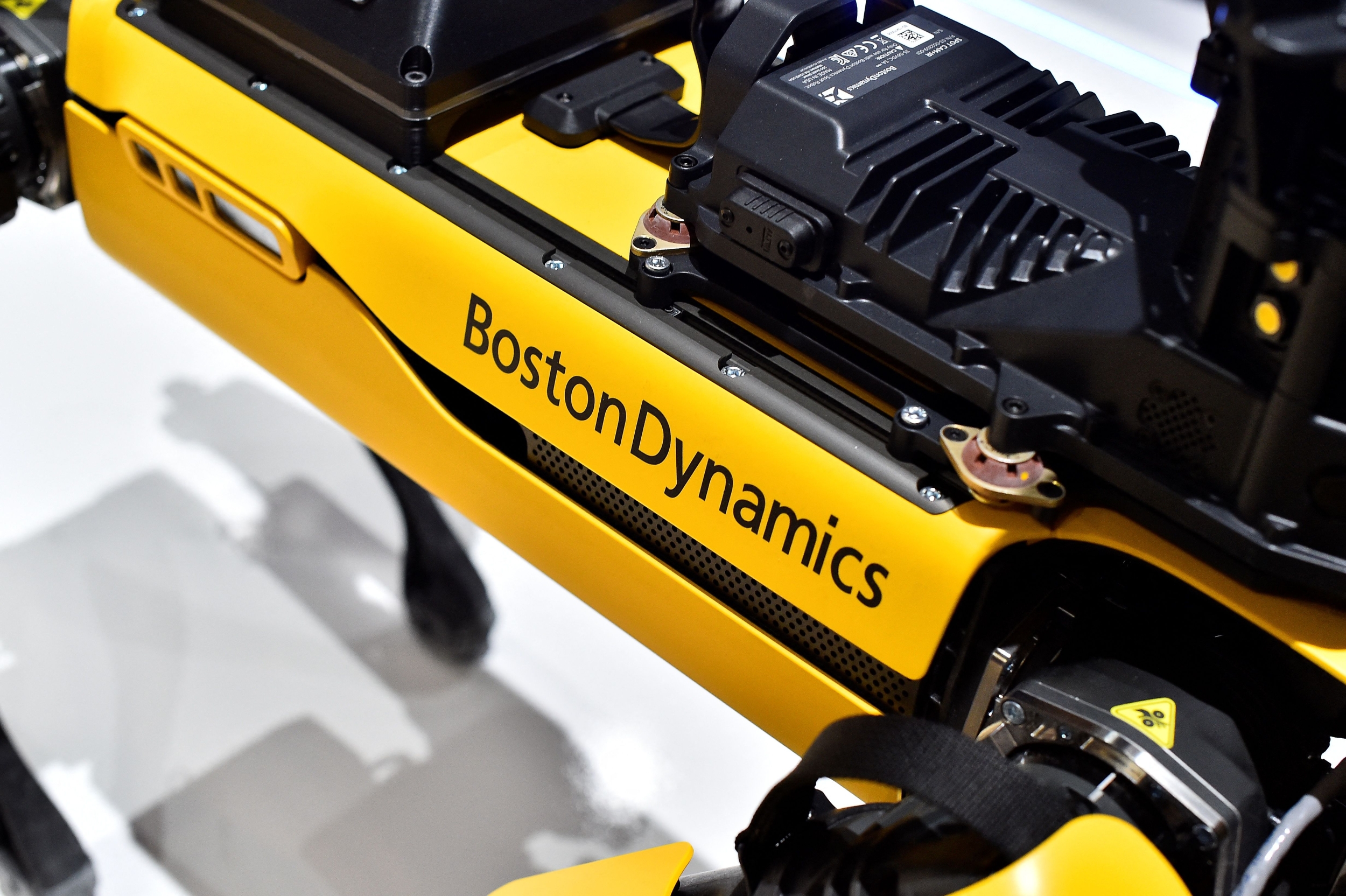 Inside Atlas's prototype shop: Boston Dynamics discloses one-day build ...