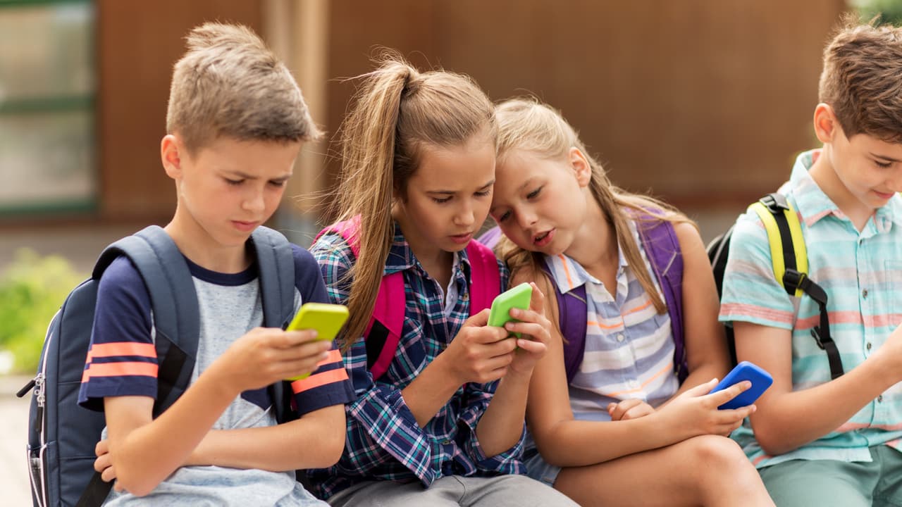 AI chatbot used by Aussie kids collapses
