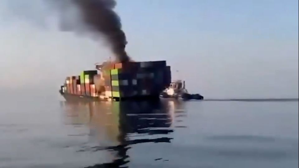 Two cargo ships sunk in Strait of Hormuz as Iran ramps up attacks in ...