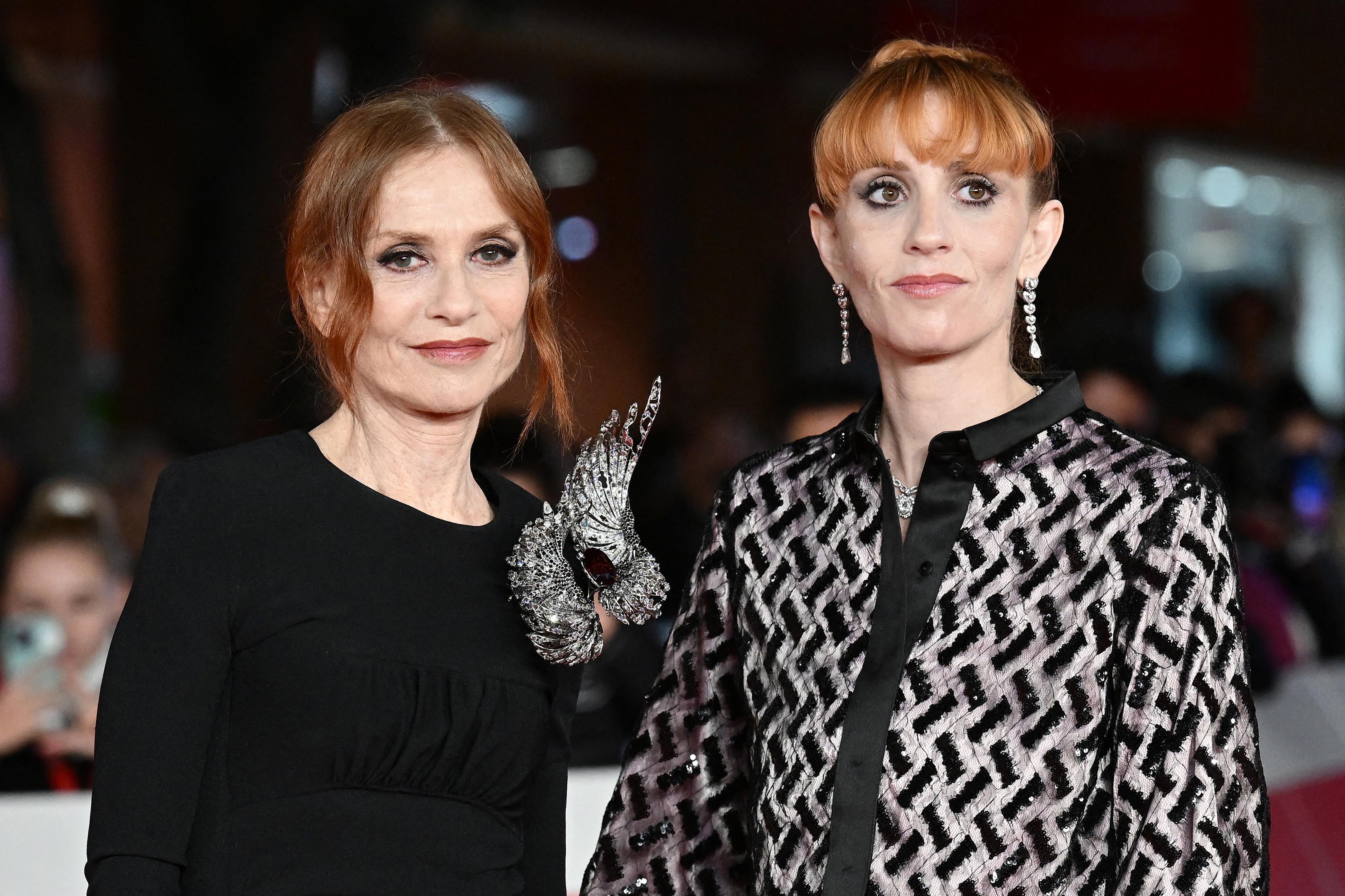 Isabelle Huppert, précieux soutien de sa fille Lolita face au pire, la ...