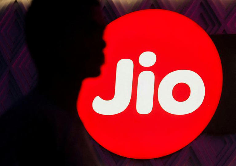 India's Reliance, Airtel rally as Jio Platforms IPO recasts valuations