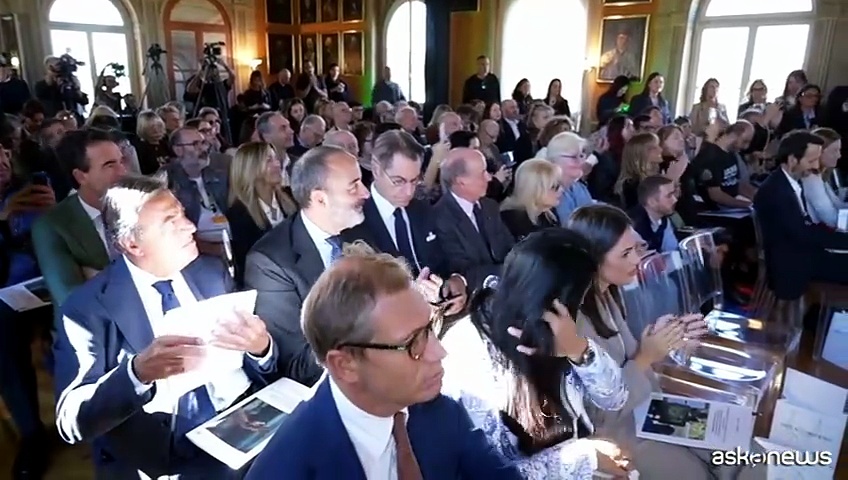Intesa Sanpaolo presenta A mano a mano con Bolle e Castellitto