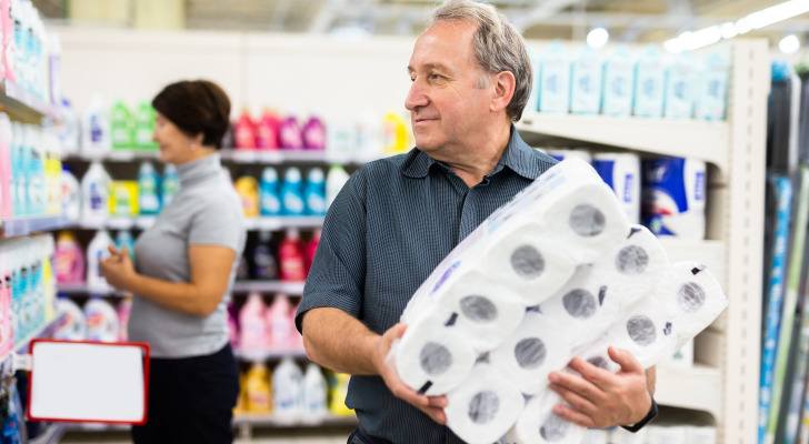 Charmin is trying to upend the toilet paper world with wider sheets ...