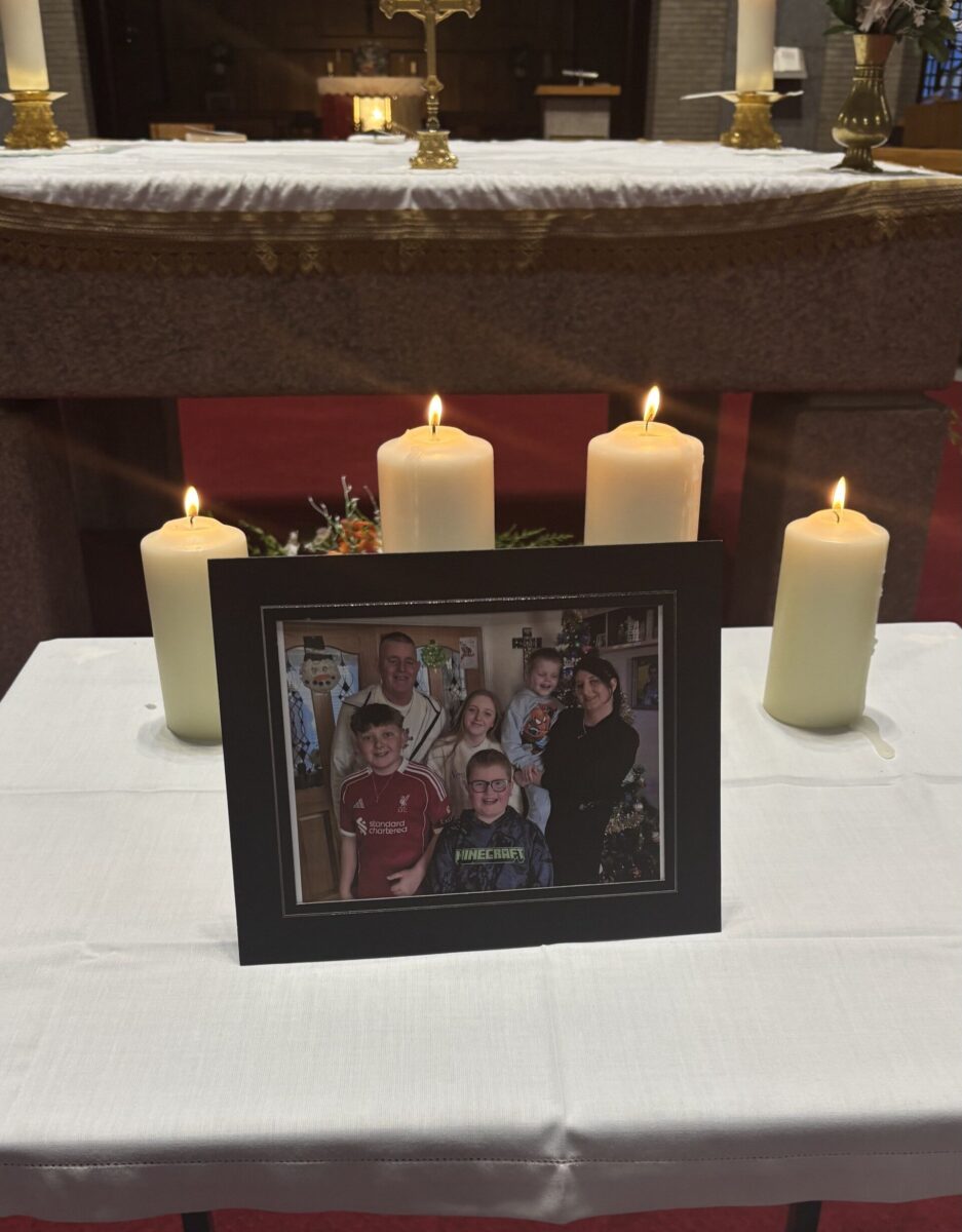 Hundreds attend vigil for Waterford arson attack victims