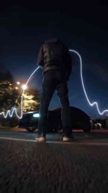 How to capture long exposure light painting car photos with smartphone